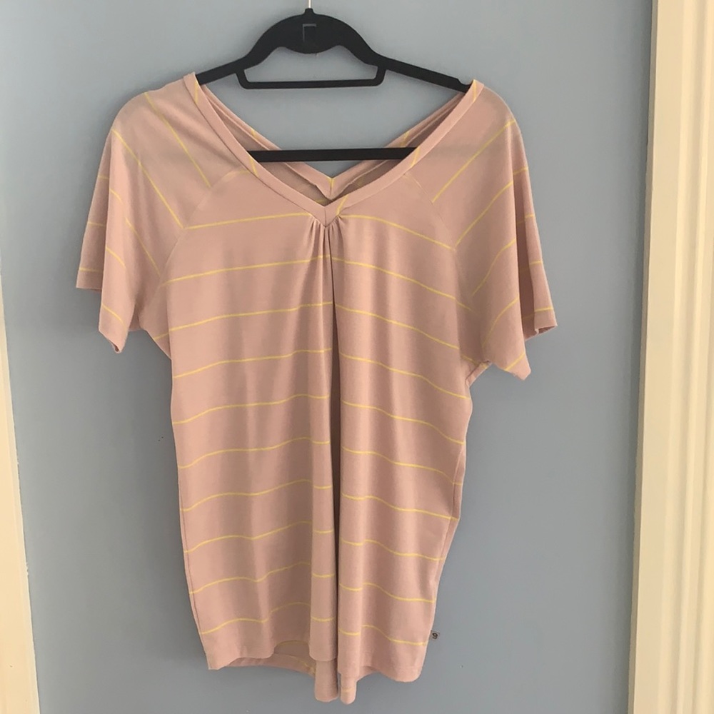 Mountain Hardwear Tee